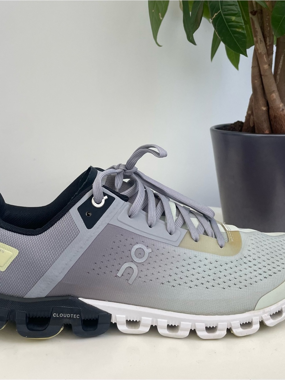 Women Size 9 On Running Cloudflow Alloy Magnet Running Shoes Men 7.5